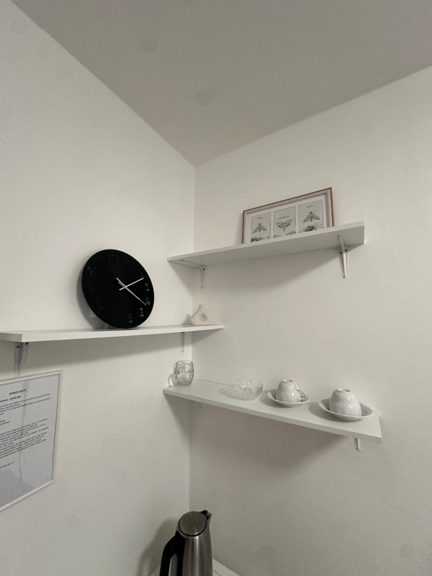 Room 1 Km From Center Pressburg Exterior foto